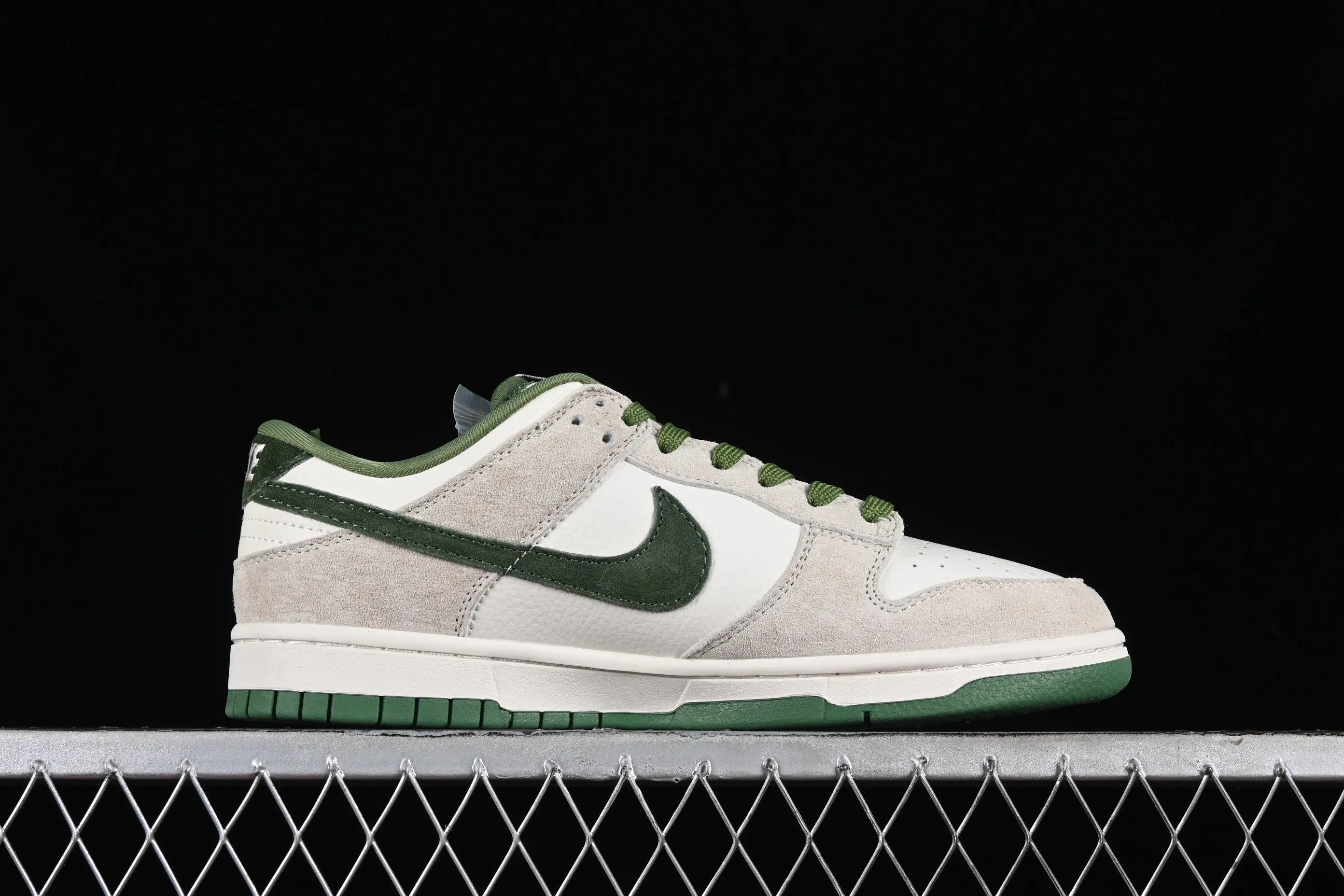 All Categories Nk SB Dunk Series Nk SB Dunk Low Low-top sneakers F version Stussy